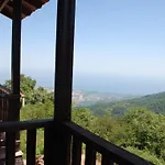 Gæstehus Sintrivanis Mountain Ano Skotina