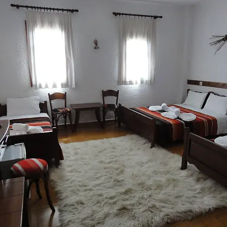 ゲストハウス Sintrivanis Mountain Áno Skotína