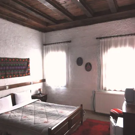 Sintrivanis Mountain 3*