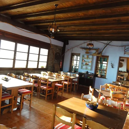 בית הארחה Sintrivanis Mountain