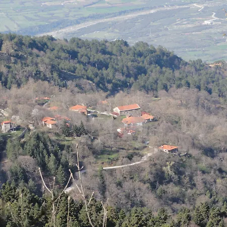 בית הארחה Sintrivanis Mountain