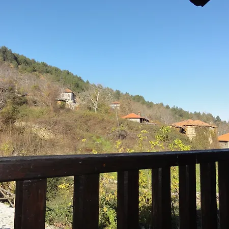 Гостевой дом Sintrivanis Mountain 3*