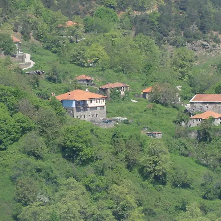 Sintrivanis Mountain 3* Ano Skotina