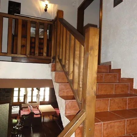 Sintrivanis Mountain Guest house