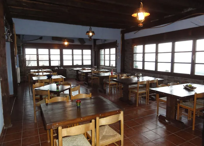 Pensjonat Sintrivanis Mountain Ano Skotina