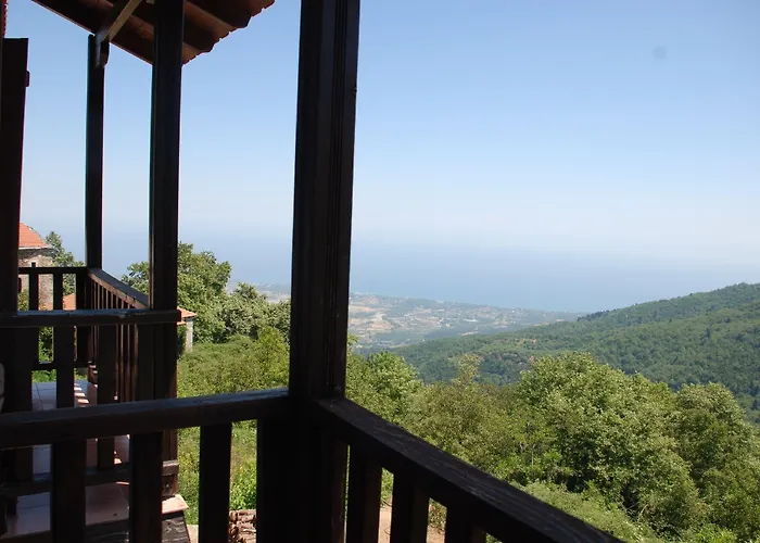 Pensjonat Sintrivanis Mountain Ano Skotina