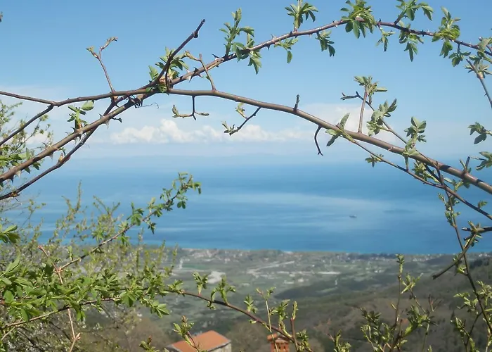 Sintrivanis Mountain Pensjonat 3*