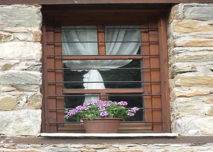 Pensjonat Sintrivanis Mountain Ano Skotina